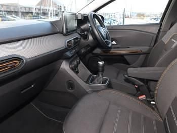 Usado Dacia Sandero Comfort 100 HP (73 kW) 2021 Preto Citadino