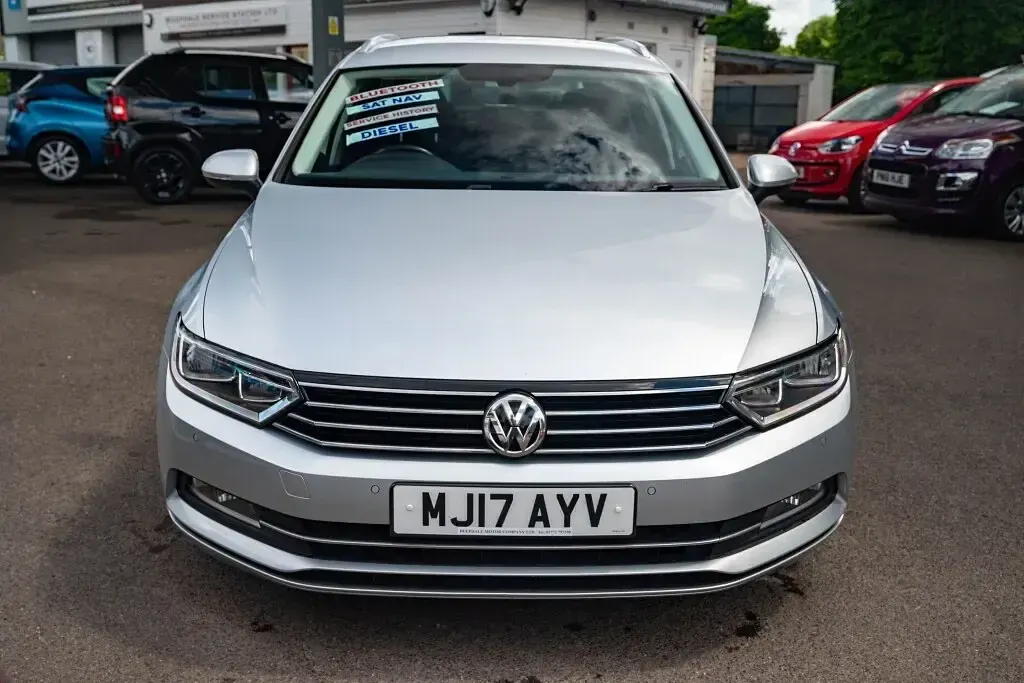 Used VW Passat Business 150 HP (110 kW) 2017 Silver Estate