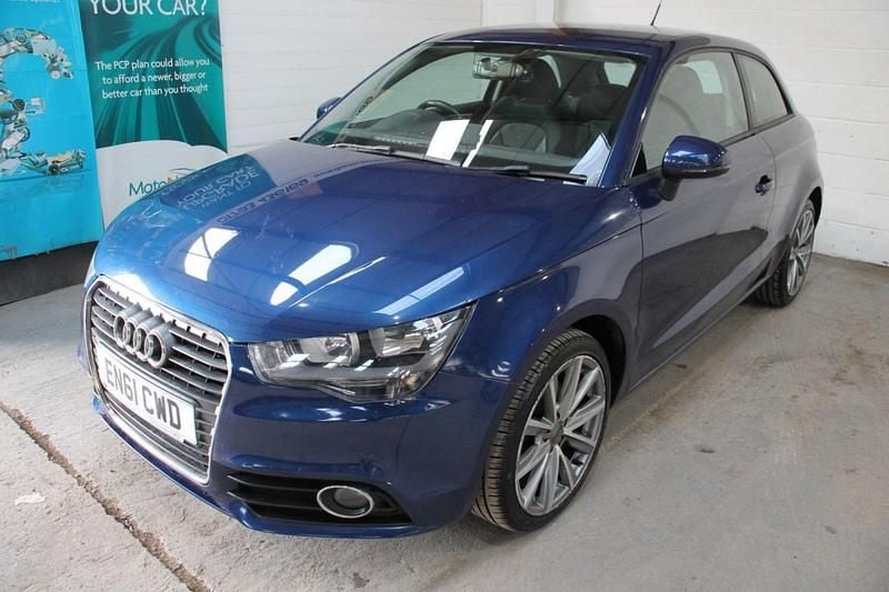 Used Audi A1 Sport 122 HP (89 kW) 2012 Blue Hatchback