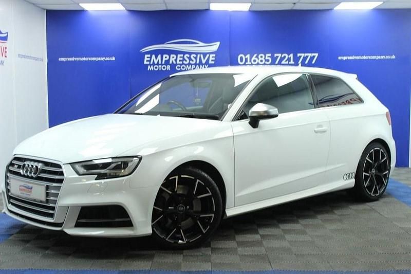 Used Audi S3 Sportback Comfort 310 HP (228 kW) 2017 White Hatchback