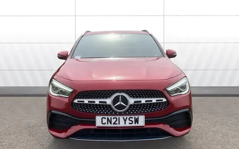 Used Mercedes GLA200 AMG line 163 HP (119 kW) 2021 Red SUV