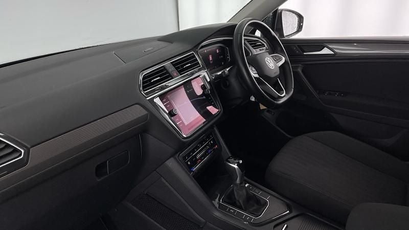 Image 2/4