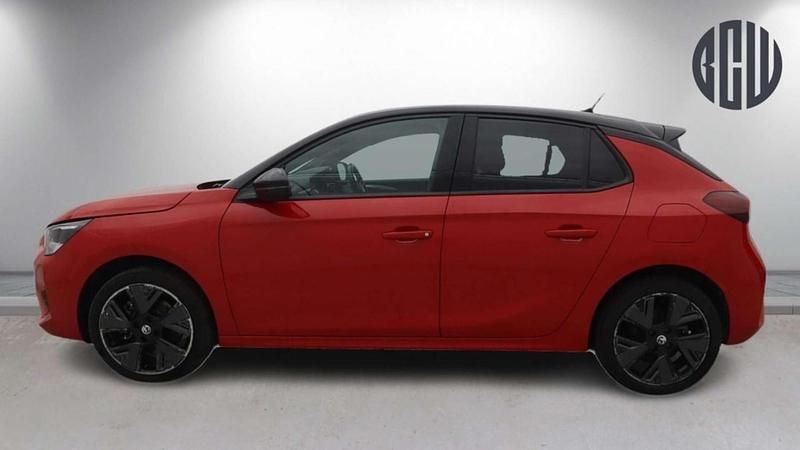 Used Vauxhall Corsa-e Edition 100 kW (136 HP) 2022 Red Hatchback