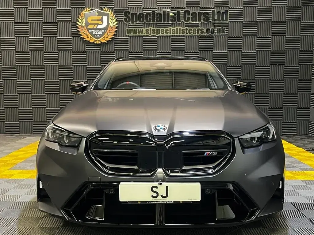 Used BMW M5 Comfort Edition 727 HP (534 kW) 2025 Grey Estate