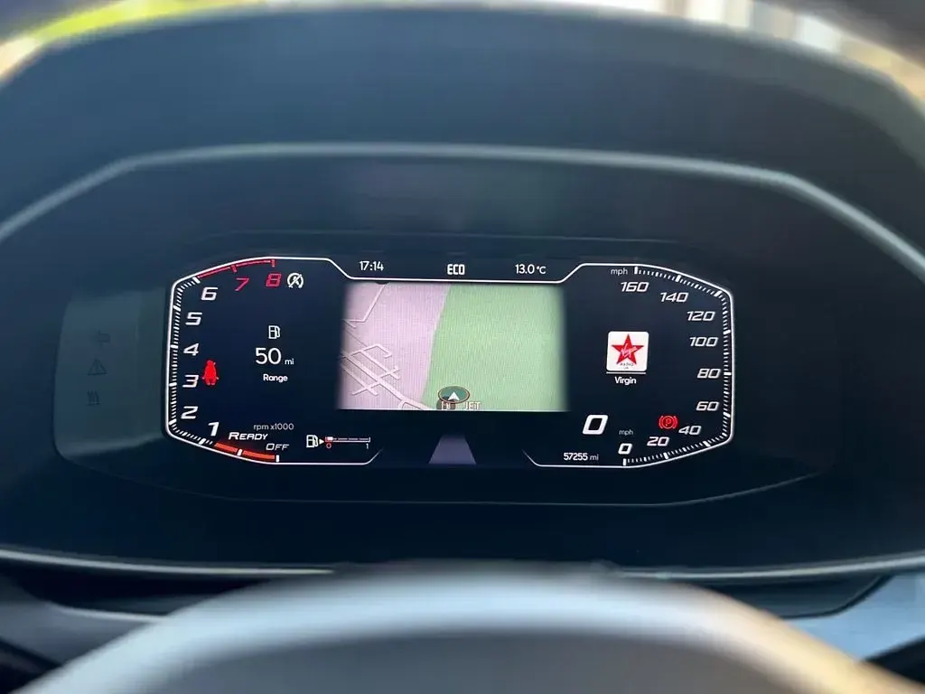 Used Seat Leon FR 130 HP (95 kW) 2021 White Hatchback