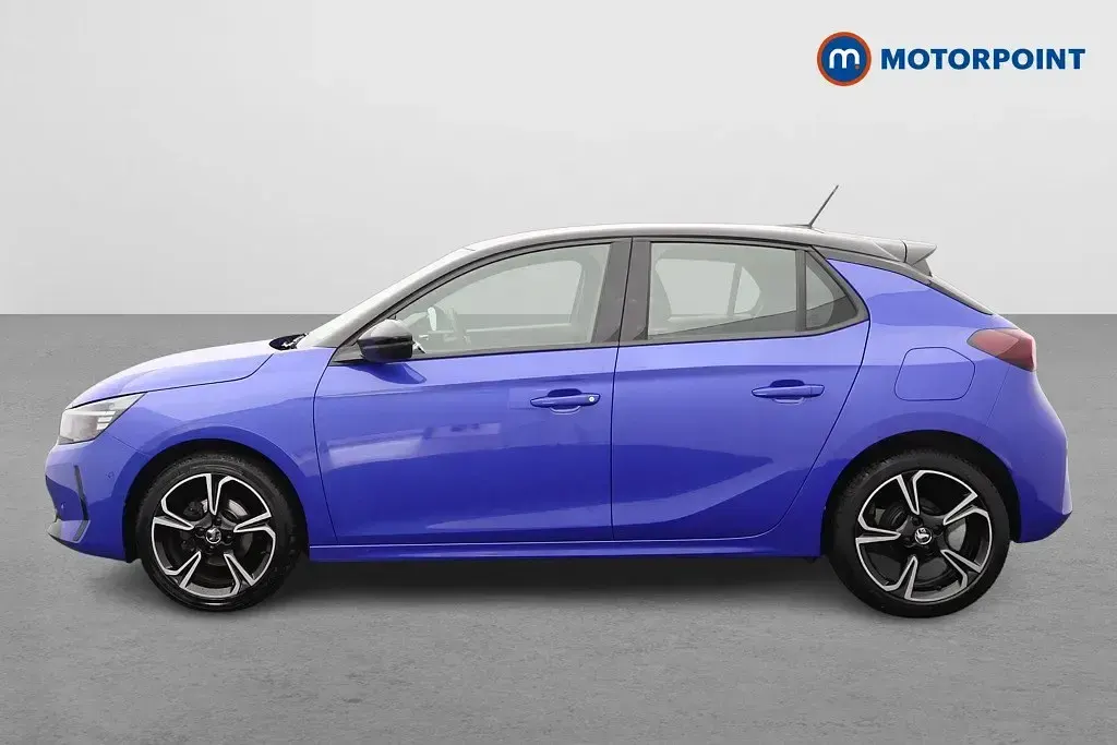 Second-hand Vauxhall Corsa 75 CP (55 kW) 2023 Albastru Hatchback