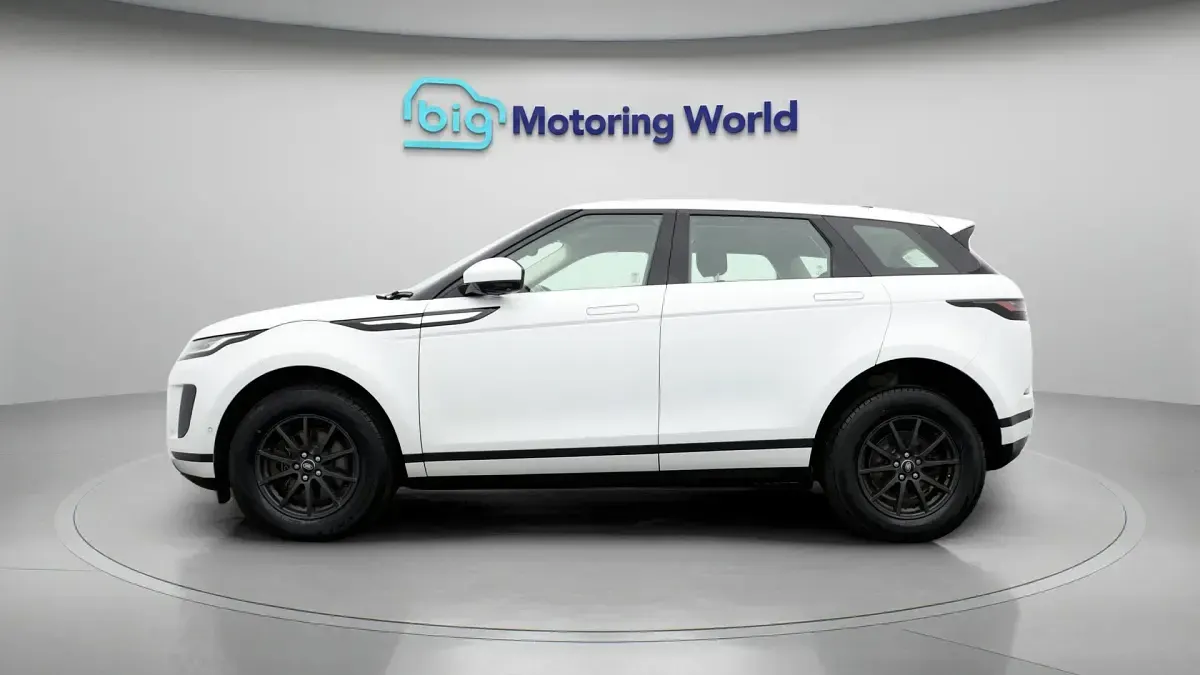 Used Land Rover Range Rover evoque S 163 HP (119 kW) 2021 White SUV