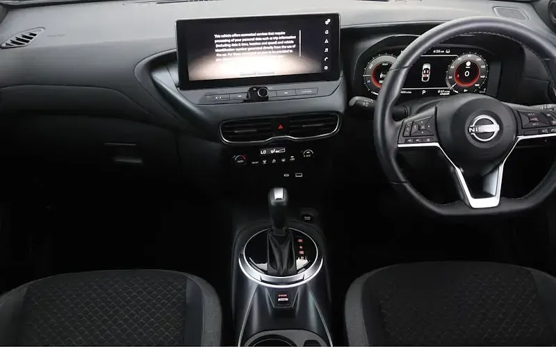 Used Nissan Juke N-Connecta 143 HP (105 kW) 2024 Black SUV