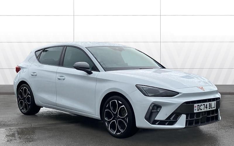 Used 2025 Cupra Leon Hatchback | £22,510 (Fair price) - Image 1/4