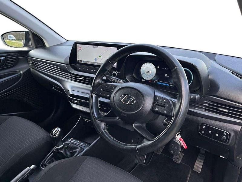 Used Hyundai i20 Premium 100 HP (73 kW) 2022 Grey Hatchback