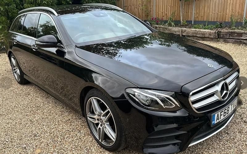 Used 2019 Mercedes E220 AMG Line Premium Estate | £23,799 (Fair price) - Image 1/1