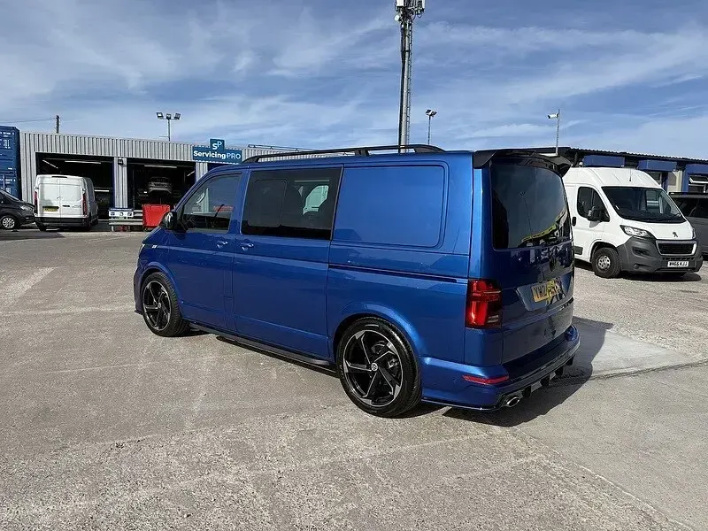 Used VW T7 Highline 2024 Ravenna blue Van