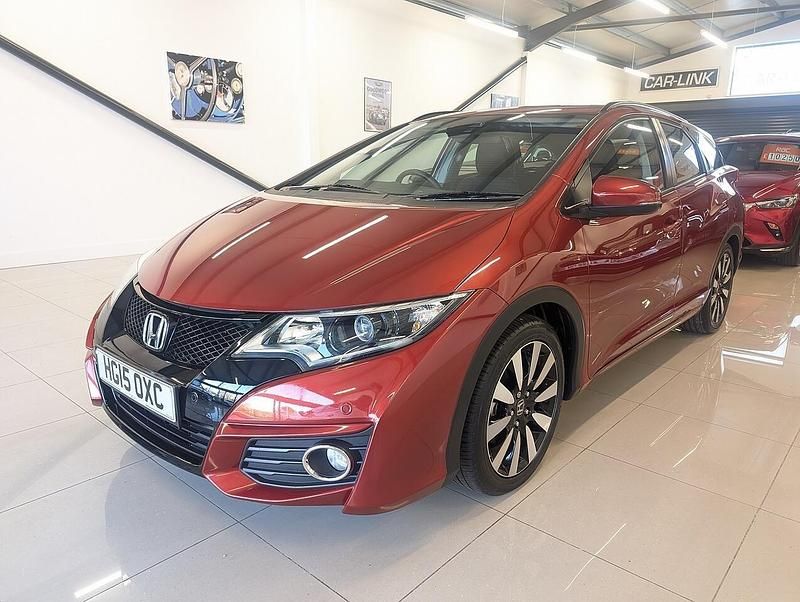 Red Used 2015 Honda Civic SE Plus Estate | £8,995 (Fair price) - Image 1/4