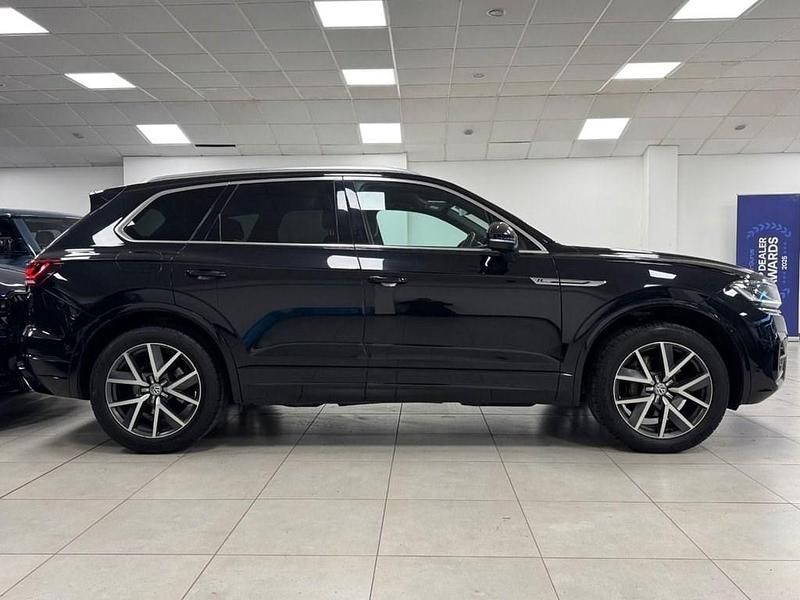 Usado VW Touareg R-line 286 CV (210 kW) 2019 Negro SUV