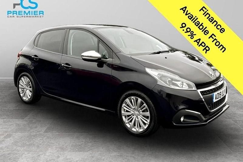 Blue Used 2019 Peugeot 208 Signature Sky Hatchback | £6,695 (Super price) - Image 1/1