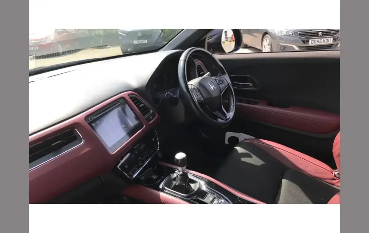 Second-hand Honda HR-V Sport 182 CP (133 kW) 2020 Negru SUV