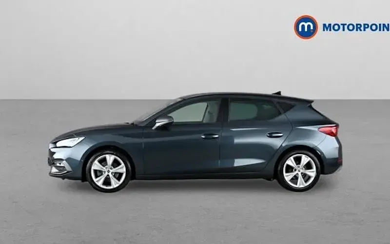 Used Seat Leon FR 110 HP (80 kW) 2023 Hatchback