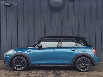 Used Mini Cooper Classic 136 HP (100 kW) 2023 Blue Hatchback