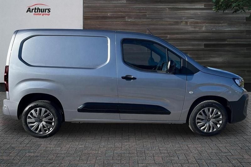 New Peugeot Partner 101 HP (74 kW) 2026 Grey MPV