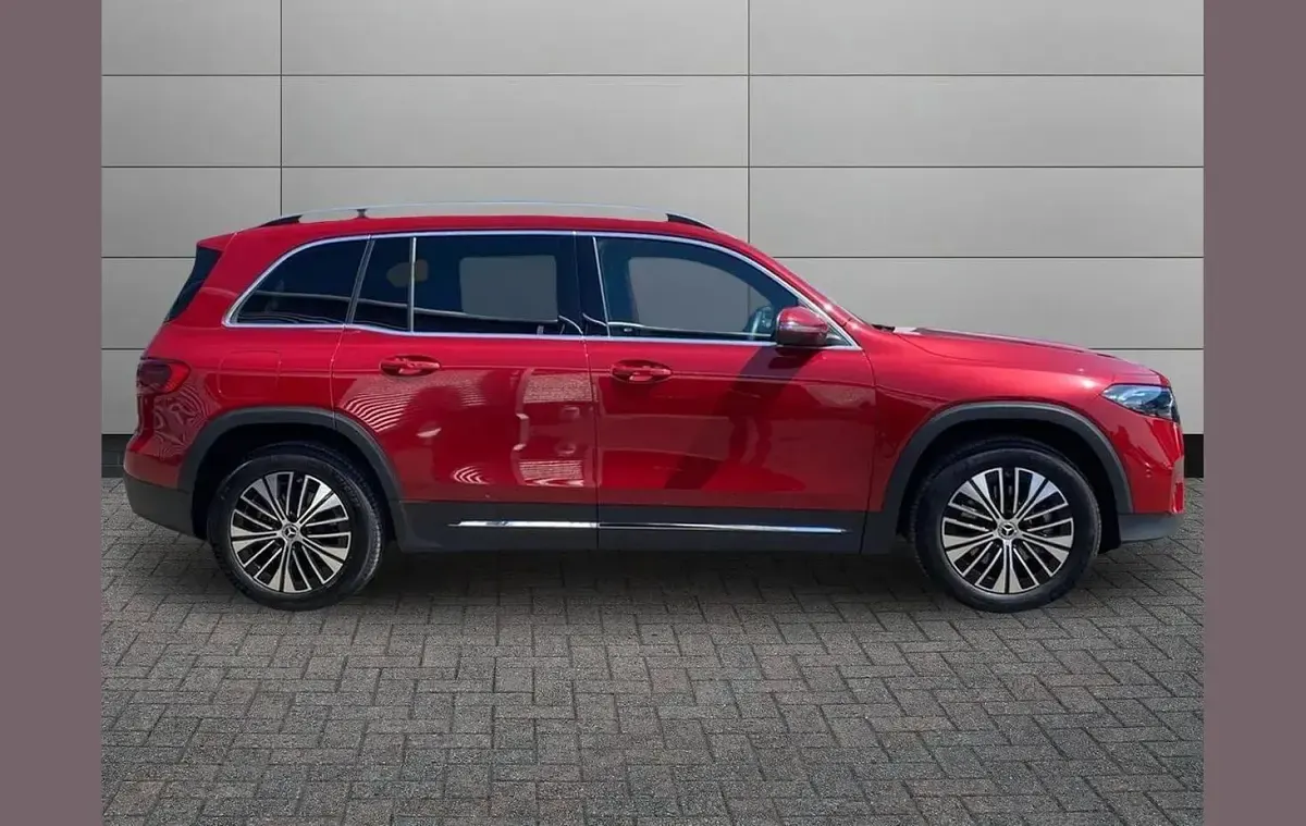 Used Mercedes EQB250+ Executive 139 kW (190 HP) 2025 Red SUV