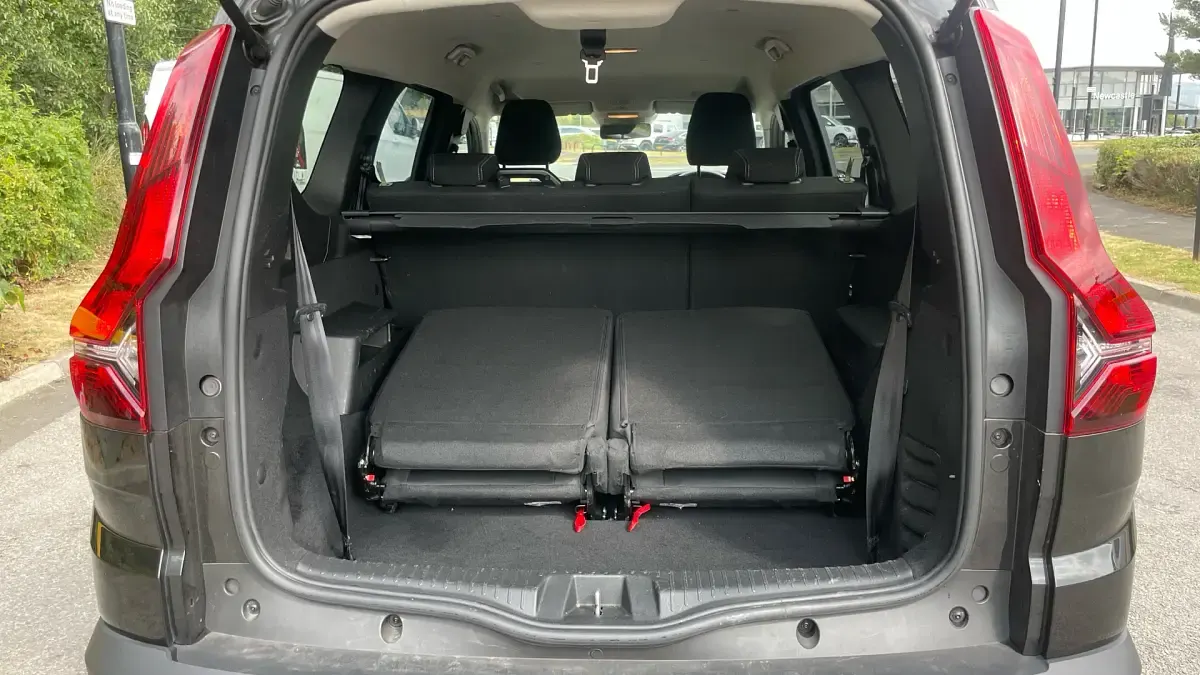 Used Dacia Jogger Expression 109 HP (80 kW) 2025 Black MPV