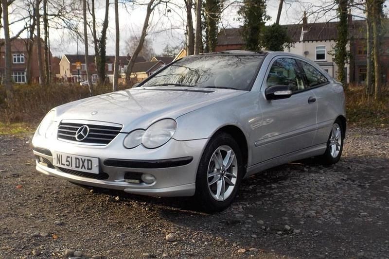 Used Mercedes C180 2001 Silver Coupe