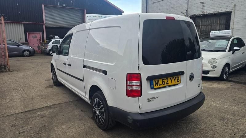 Used VW Caddy 102 HP (75 kW) 2012 White MPV