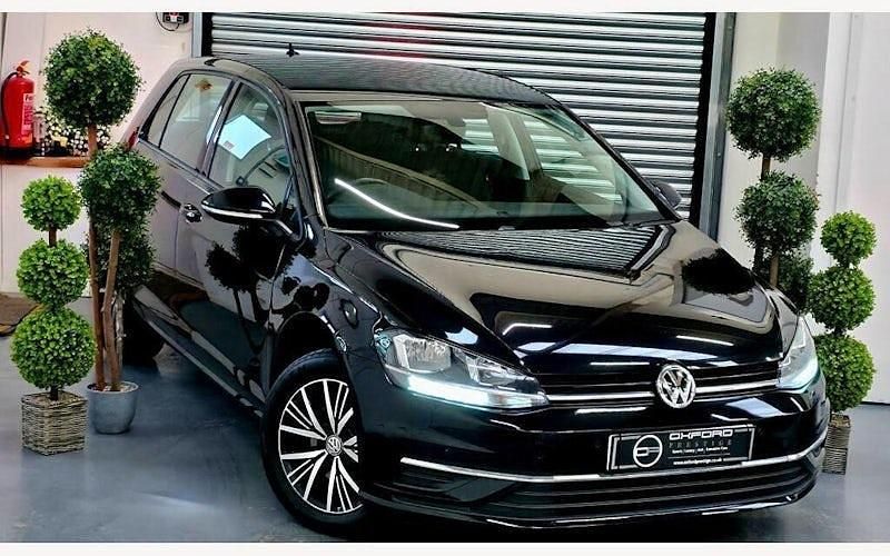 Used VW Golf VII SE 125 HP (91 kW) 2018 Black Hatchback