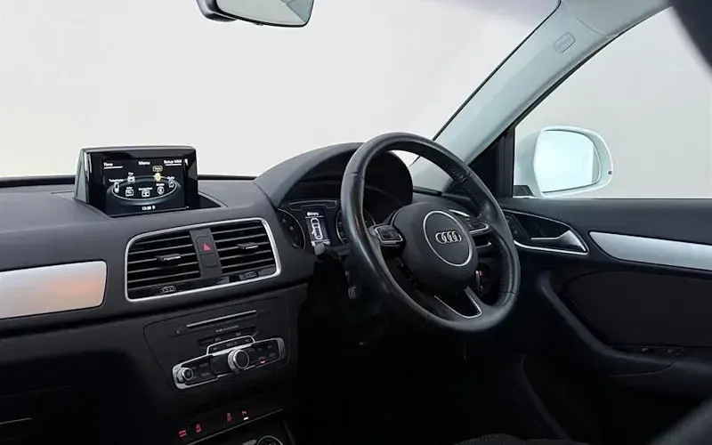 Used Audi Q3 Sport 150 HP (110 kW) 2018 White SUV