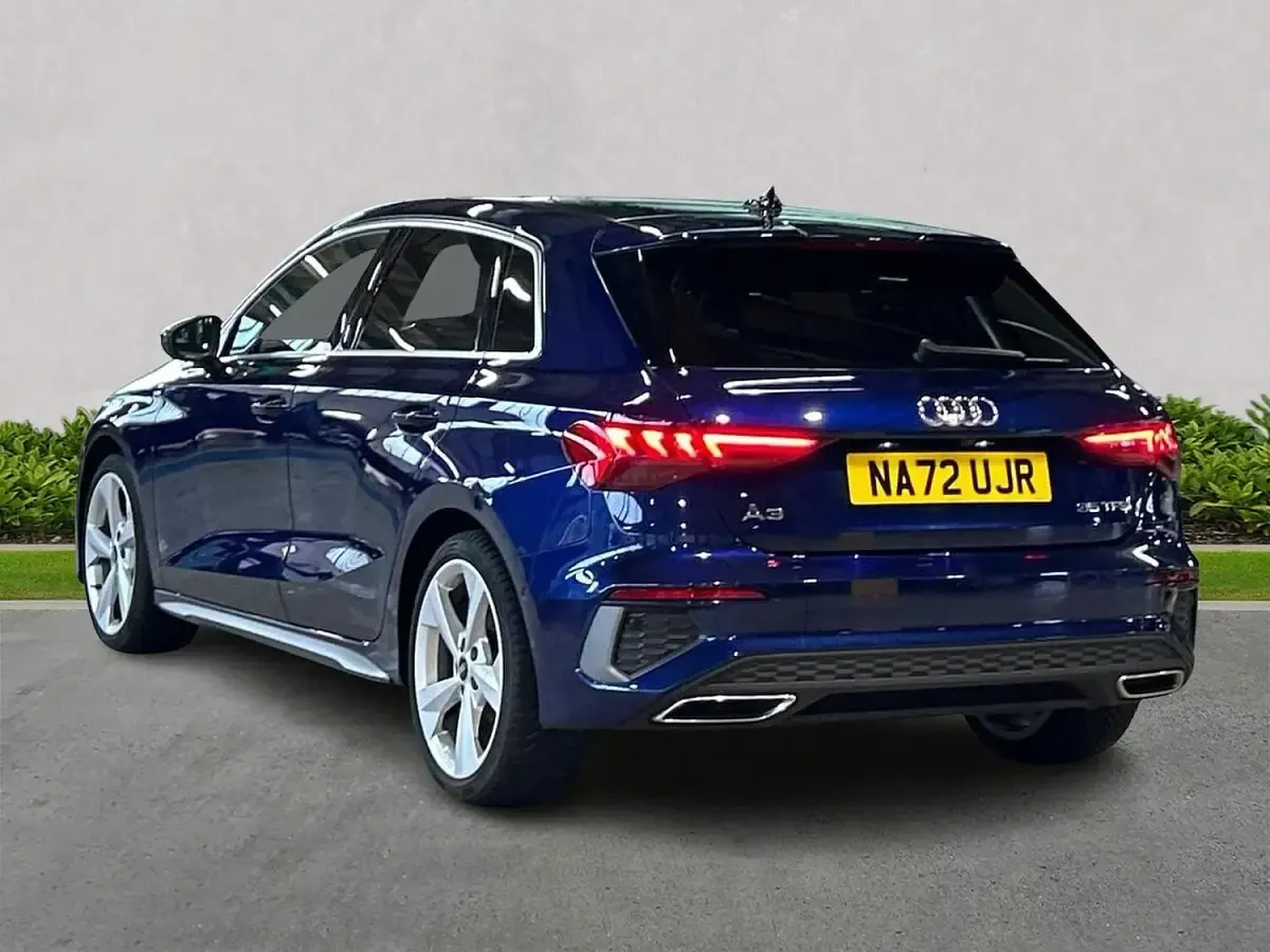 Used Audi A3 Sportback S-Line 150 HP (110 kW) 2022 Blue Hatchback