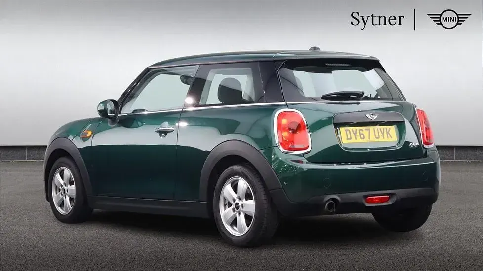 Used Mini ONE Hatch 101 HP (74 kW) 2017 Green Hatchback