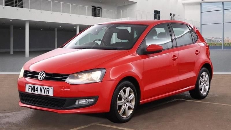 Used VW Polo Edition 60 HP (44 kW) 2014 Red Hatchback