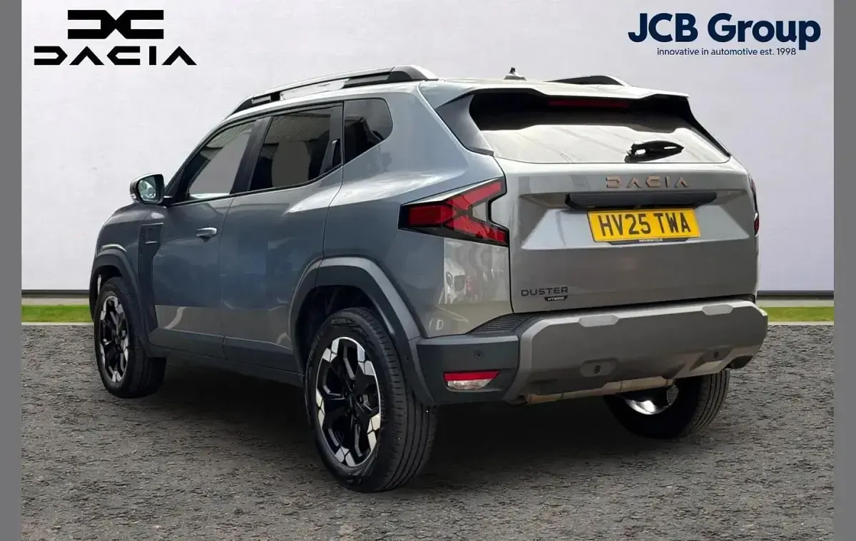 Used Dacia Duster Extreme 139 HP (102 kW) 2025 Grey SUV