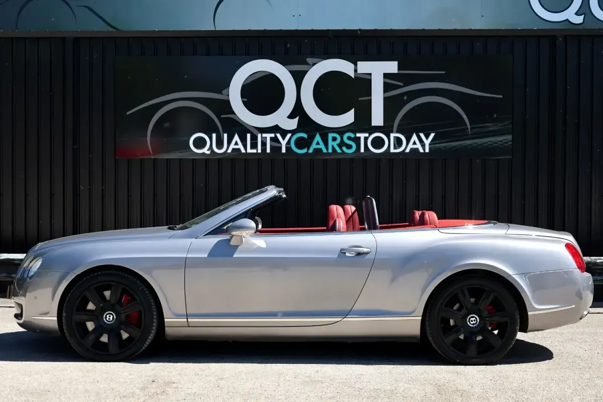 Begagnad Bentley Continental 2006 Silver Cab