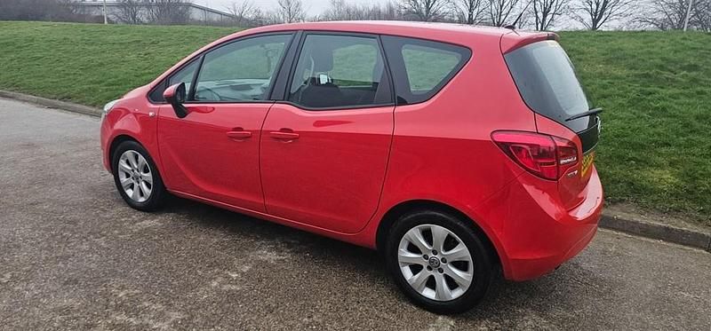 Used Vauxhall Meriva 2016 Red MPV