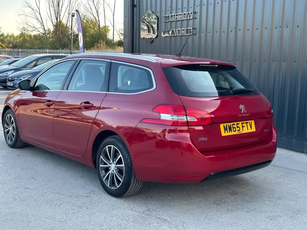 Used Peugeot 308 SW Allure 2015 Red Estate
