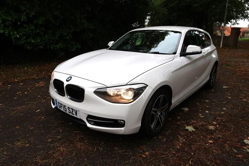 White Used 2015 BMW 116 Sport Line Hatchback | £4,495 - Image 1/4