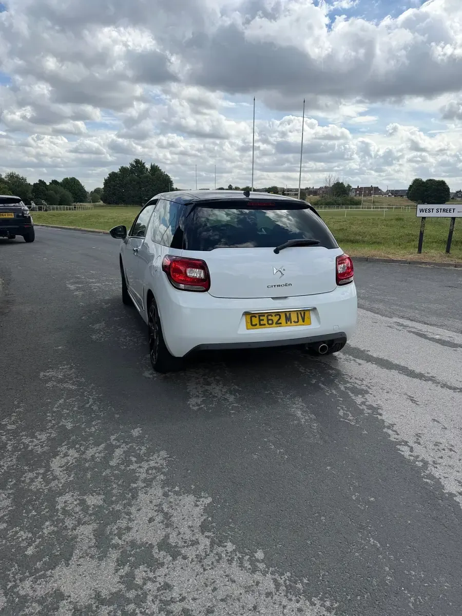 Used Citroën DS3 2012 White Hatchback