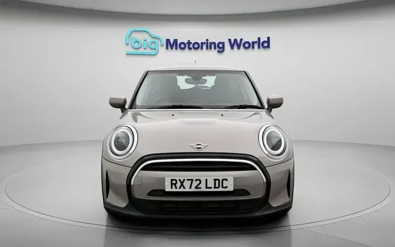 Used Mini Cooper Classic 136 HP (100 kW) 2022 Grey Hatchback