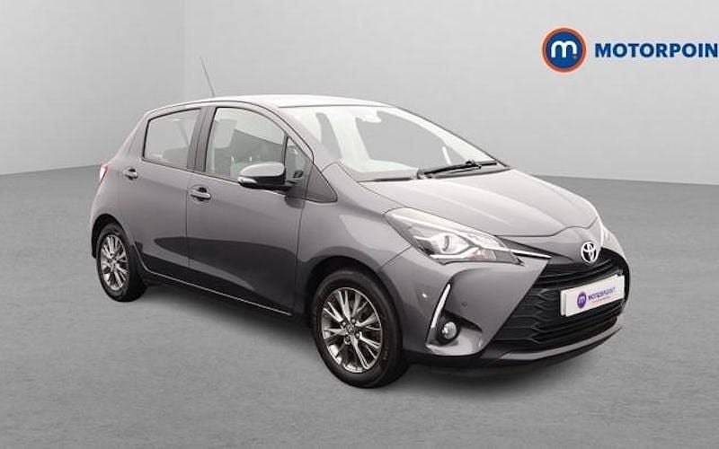 Used 2019 Toyota Yaris Hatchback | £9,649 (Good price) - Image 1/4