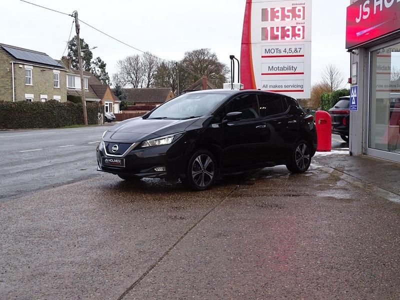 Used Nissan Leaf Tekna 160 kW (218 HP) 2021 Black Hatchback