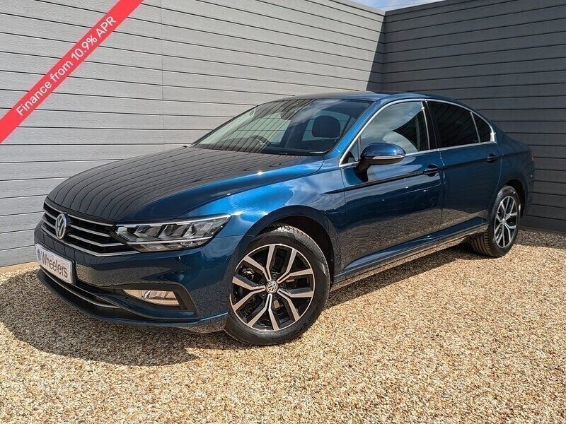 Blue Used 2020 VW Passat SEL Sedan | £17,990 (Fair price) - Image 1/4