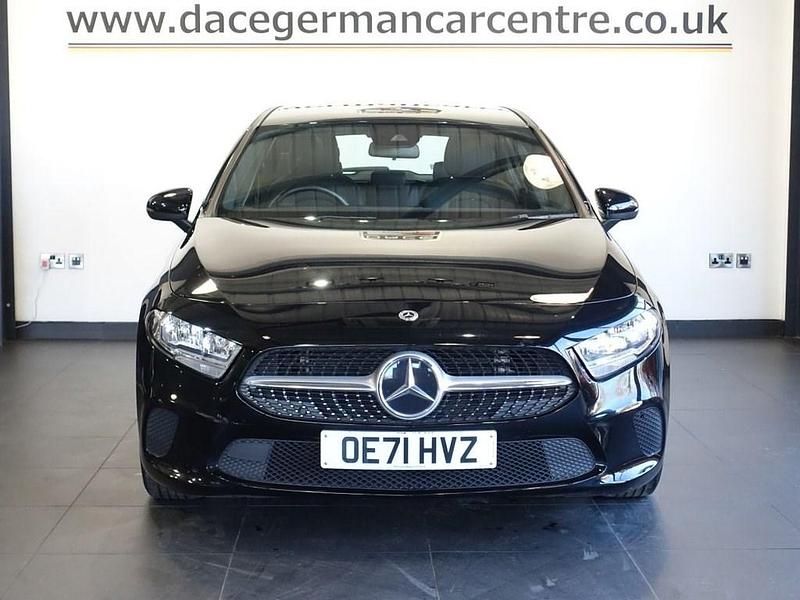 Used Mercedes A180 SE 136 HP (100 kW) 2022 Black Hatchback