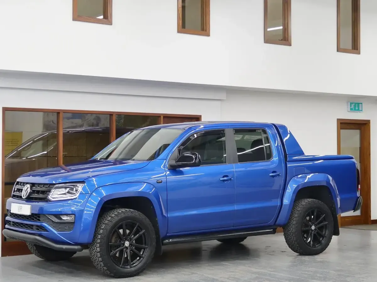 Used VW Amarok Highline 254 HP (186 kW) 2019 Blue Pickup