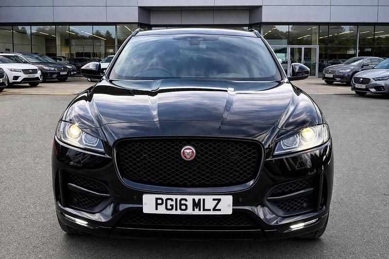 Used Jaguar F-Pace R-Sport 180 HP (132 kW) 2016 Black SUV