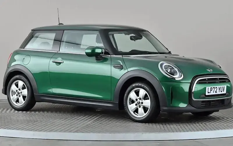 Used Mini Cooper Classic 136 HP (100 kW) 2022 Hatchback