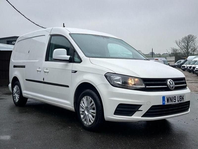 Used VW Caddy Maxi Trendline 102 HP (75 kW) 2019 White MPV