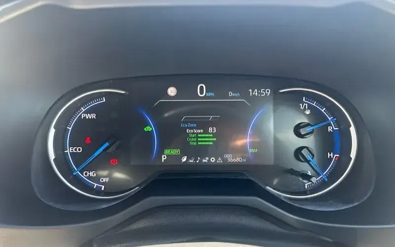 Used Toyota RAV4 Hybrid 218 HP (160 kW) 2022 Grey SUV