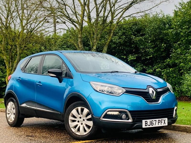 Used Renault Captur Expression+ 90 HP (66 kW) 2017 Blue SUV