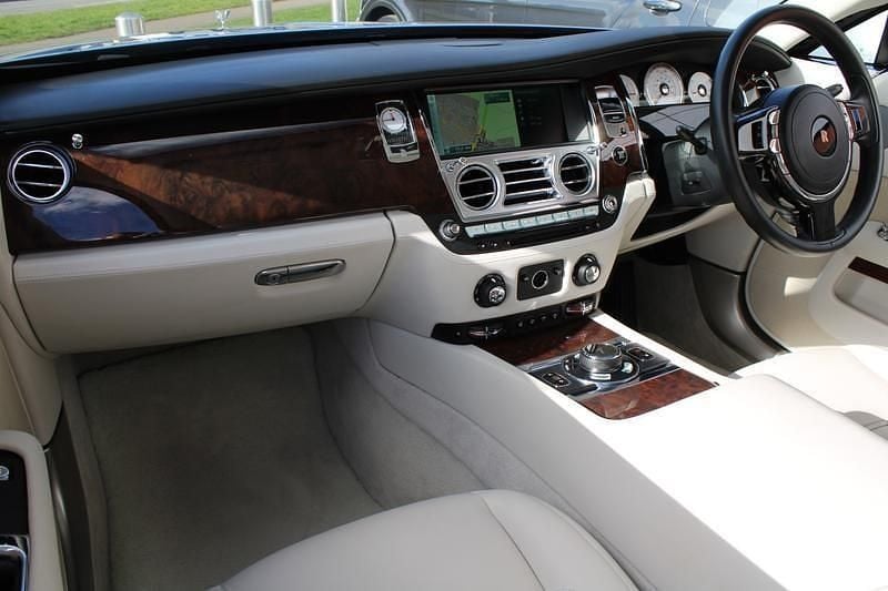 Used Rolls Royce Wraith 632 HP (464 kW) 2017 Blue Coupe